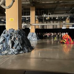 ヤマサワデニムでファッションショーをデコレーション！